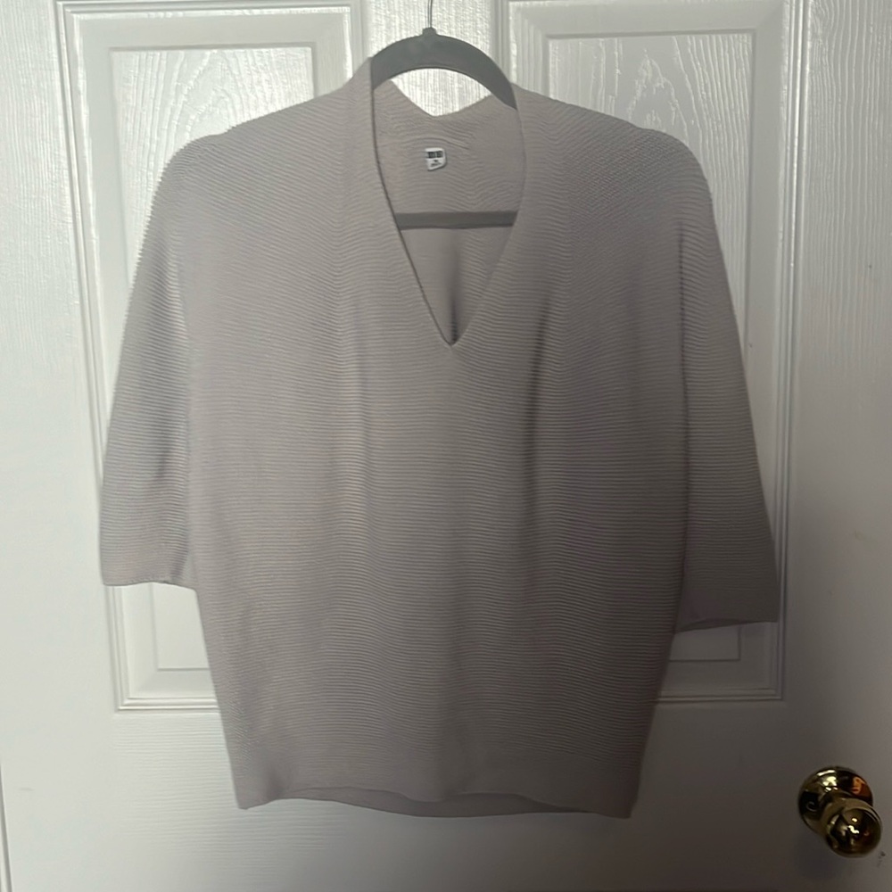 Uniqlo Grey Knit Sweater w/ 1/2 sleeve.